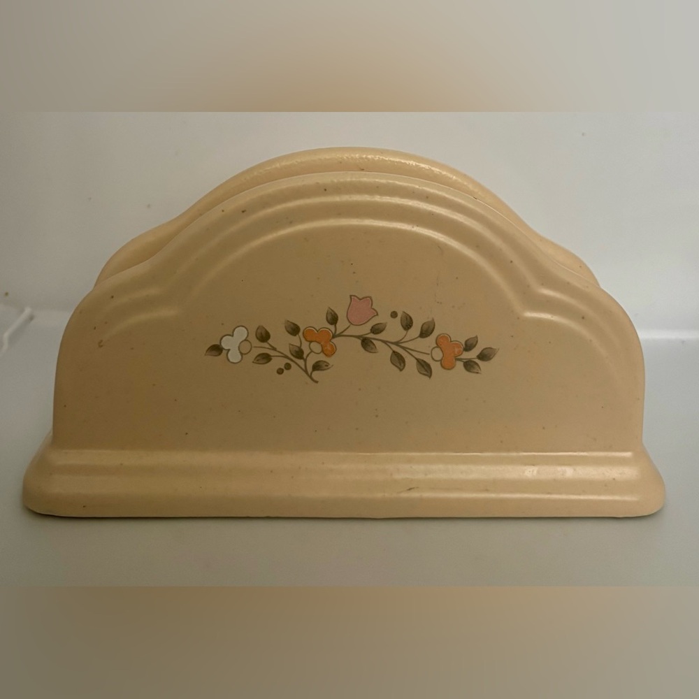 Pfaltzgraff Remembrance Napkin Holder - Picture 3 of 9